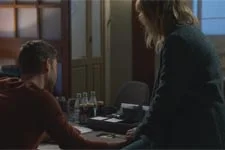 Abdel révèle à Barbara que sa mère est morte sous ses yeux