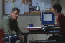 Anne annonce à Patrick que le Juge n?a pas assez d?élements pour relancer l?enquête