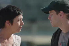 Anne est en colère contre son frère !