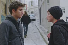 Antoine apprend une grande nouvelle à son frère !