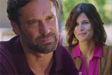 Arnaud explique à Victoire qu’un homme lui a causé du tort, à lui, à sa femme et à sa fille !