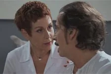 Babeth explique son plan hyper secret à Jocelyn