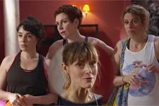 Babeth, Jeanne et Luna mettent les points sur les « i » avec Eve !