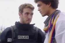 Baptiste supplie Kévin de le sortir d’un mauvais pas