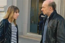 Barbara annonce à Léo être inquiète de la disparition de Mitia