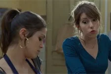 Barbara conseille à Alison de ne pas gâcher sa vie pour Doumé