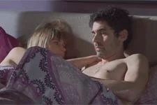 Benoît : Son mensonge pour rester au lit avec Eve