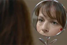 Blanche est perturbée à cause de ses rides