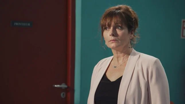 Blanche, très chic : look du jour