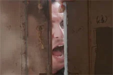 Catano est impuissant face à Abdel qui met le feu à la drogue !