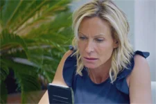 Céline apprend une nouvelle flippante de la part de la mère porteuse du bébé !