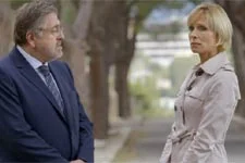 Céline et Rochat assistent à l?exhumation du corps de Cyril