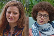 Charlotte s’excuse auprès de Baptiste pour l’avoir chauffé la veille