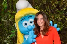 CINÉMA : Laetitia Milot (Mélanie) prête sa voix à la Schtroumpfette !