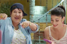 Claire se lance dans le rap !