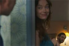 Clément découvre l?amant de Delphine !