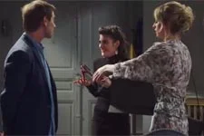 Clément offre un magnifique cadeau à Coralie