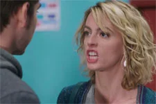 Coralie à Théo : « Tu me fais chier » !