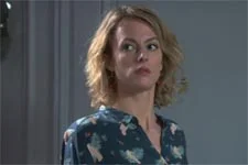 Coralie a une mauvaise surprise à son retour à la coloc !