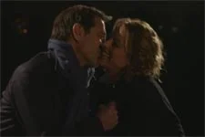 Coralie annonce à Clément qu?elle n?ira plus jamais à la coloc !