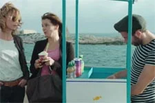 Coralie avoue à Blanche être inquiète pour son couple