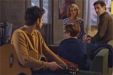 Coralie et Clément annoncent leur départ à Théo et Antoine !