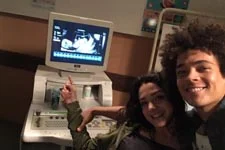 Découvrez les premières photos du bébé d?Emma et Baptiste !