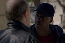 Djawad échappe à la police !