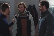 Elias apprend que Barbara est sortie avec Abdel et Francesco