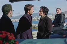 Elsa découvre le PLAN SECRET des employés des pompes funèbres !