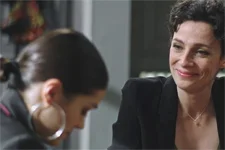 Elsa se confie à Alison sur sa relation avec William