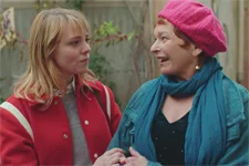 Emilie reproche à sa grand-mère d’avoir fait une grosse gaffe !