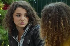 Emma avoue son gros mensonge à Thérèse