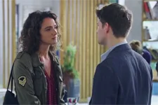 Emma dit ses quatre vérités à César !