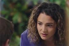 Emma est en colère contre Clément !