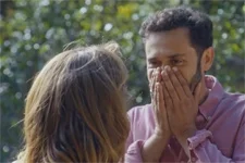 Estelle accepte la demande en mariage de Francesco !