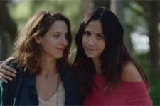 Estelle avoue à Samia qu?elle aime encore Djawad