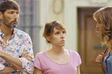 Estelle MENT à ses amis !