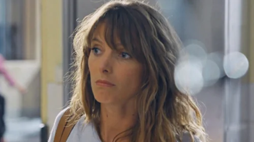 EXCLU Plus belle la vie : Estelle va coincer un voleur !