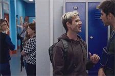 Face à un élève moqueur, Théo fait preuve d’une nouvelle maturité !