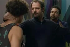 Franck devient violent avec Baptiste