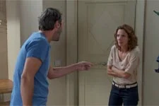 Franck hurle sur Estelle