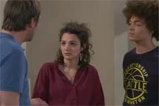 Franck reproche à Baptiste d?avoir laissé Emma se prendre une cuite !