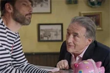 Frémont conseille à Thomas de virer Claire !