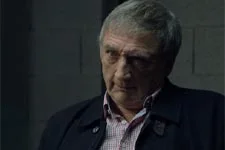 Frémont fait un faux témoignage pour protéger Céline