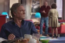 Frémont surprend une drôle de conversation entre Mirta et Roland