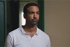 Gabriel est ému du départ de Baptiste