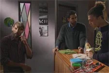 Gabriel sait que Baptiste a demandé 500 euros à l?hôpital Marseille-Est !