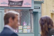 Hadrien récupère le salon Belles du Mistral !