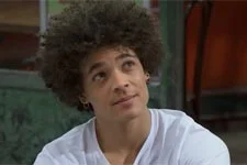 INDISCRÉTION : Baptiste trouve un nouveau job !